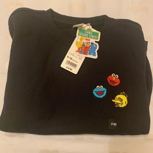 Kaws KidsUniqlo Sesame Street sweatshirt